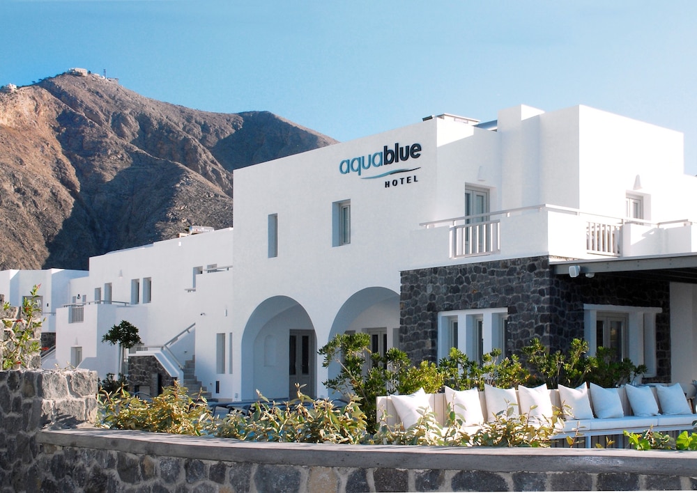Aqua Blue Hotel — Hotel building in Perissa, South Aegean