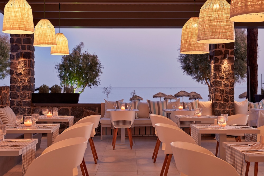 Aqua Blue Hotel — Restaurant & bars in Perissa, South Aegean