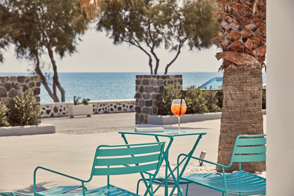 Aqua Blue Hotel — Restaurant & bars in Perissa, South Aegean