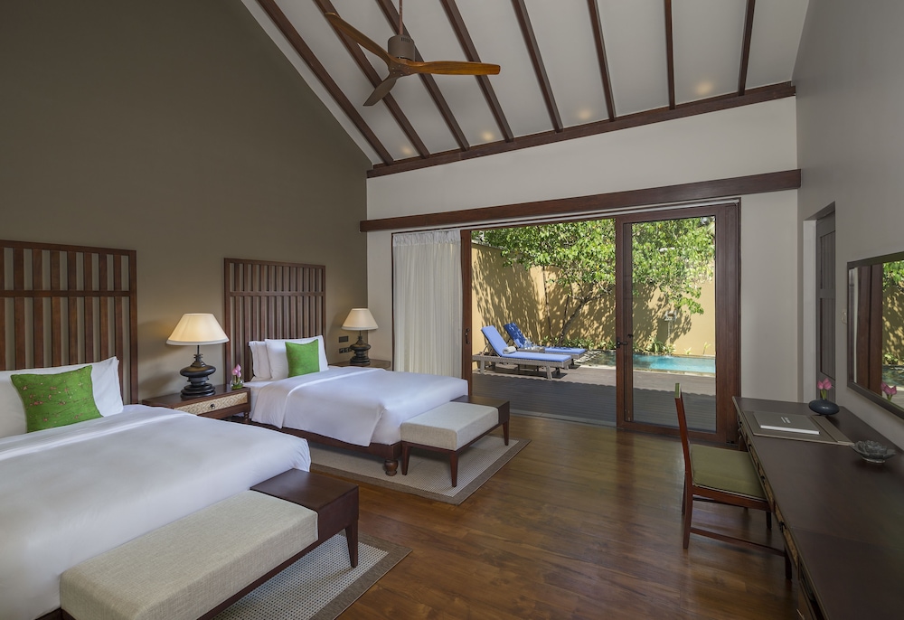 Anantara Kalutara Resort — Hotel rooms in Kalutara