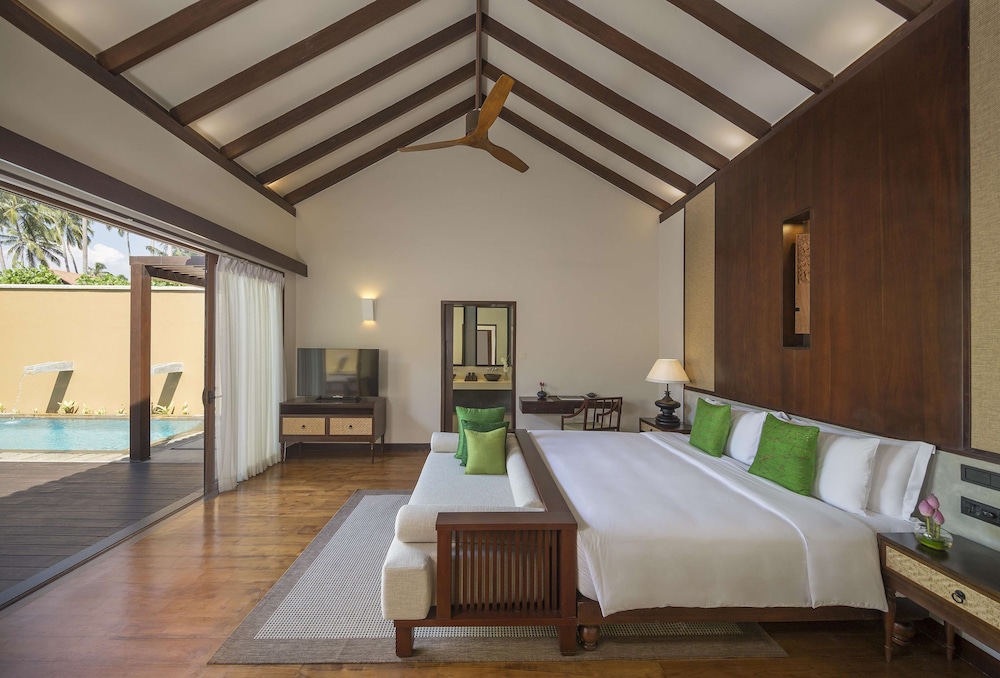 Anantara Kalutara Resort — Hotel rooms in Kalutara