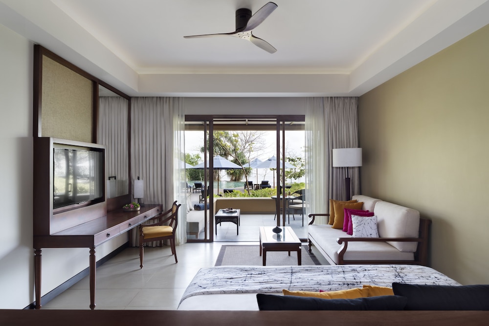 Anantara Kalutara Resort — Hotel rooms in Kalutara