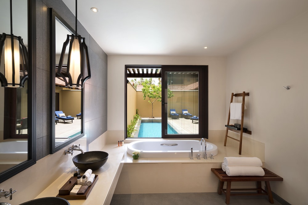 Anantara Kalutara Resort — Hotel rooms in Kalutara