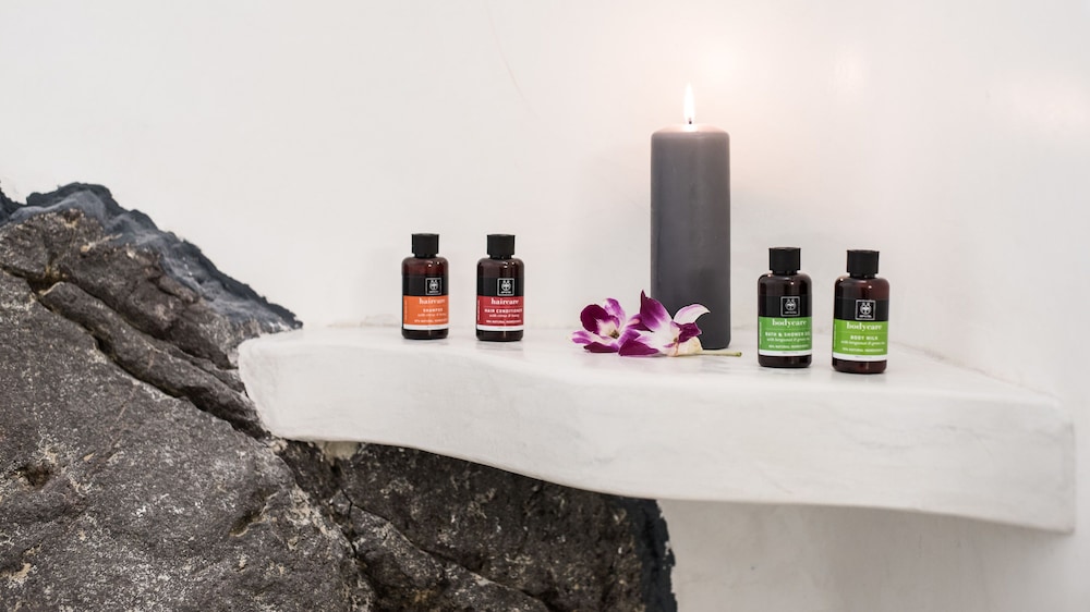Maregio Suites — Spa in Oia, South Aegean