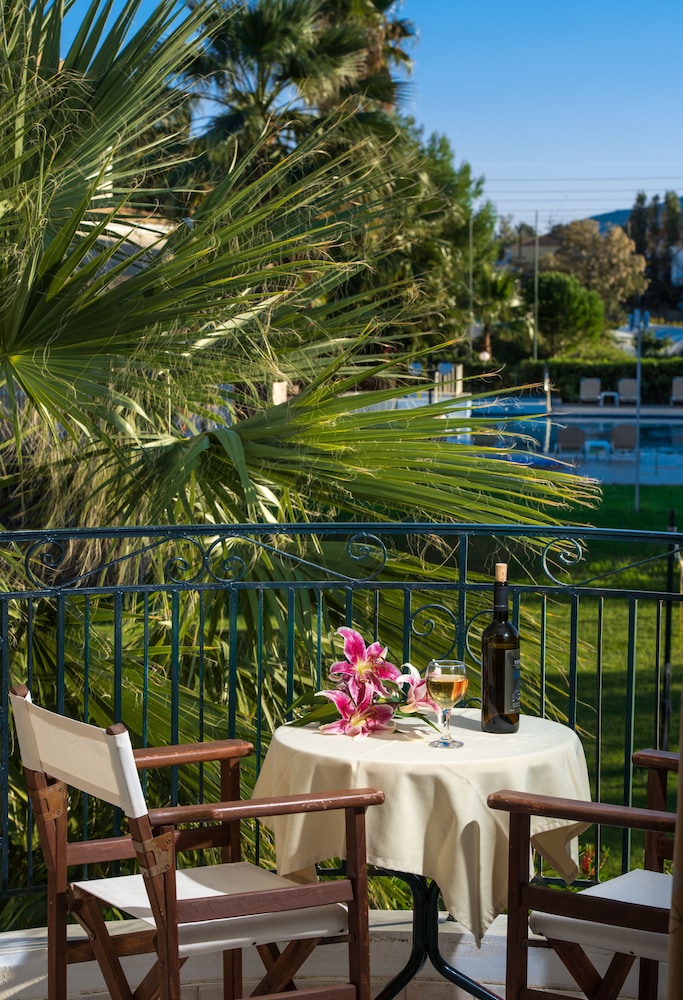Ilios Hotel — Swimming pool in Laganas, Ionian Islands