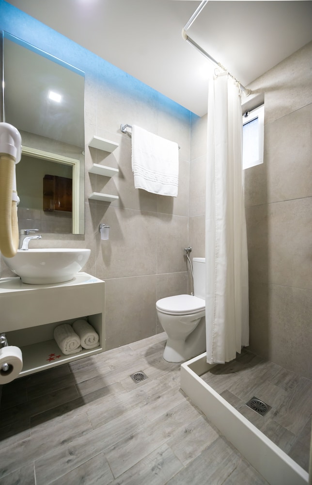 Ilios Hotel — Hotel rooms in Laganas, Ionian Islands