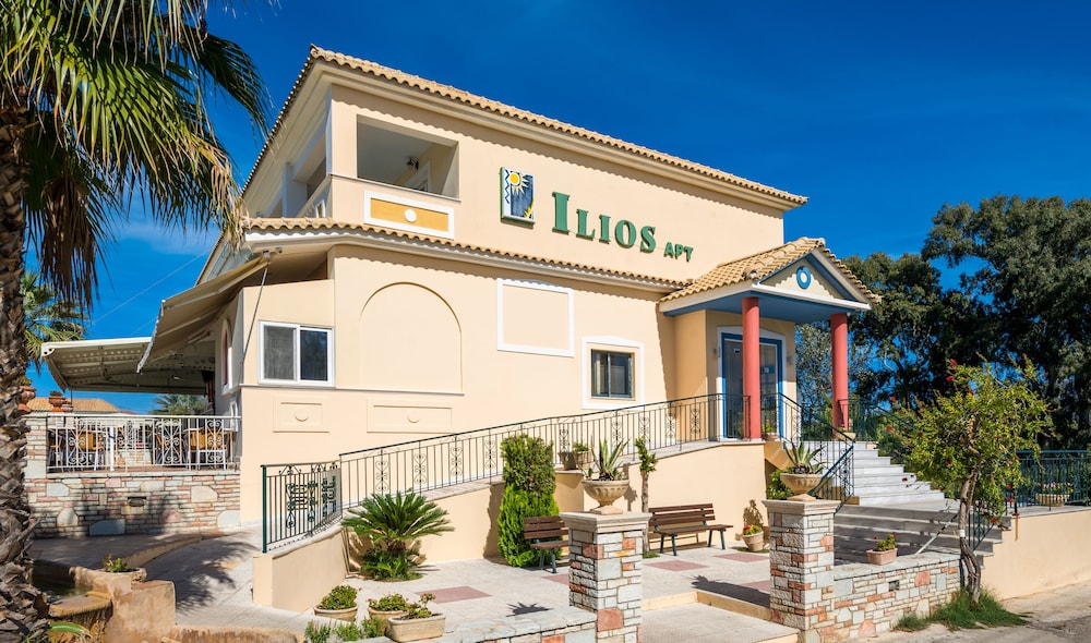 Ilios Hotel — Hotel building in Laganas, Ionian Islands