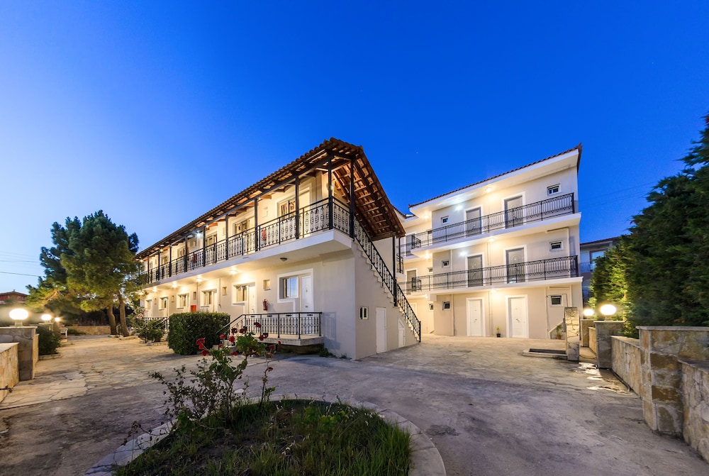 Karras Livin — Hotel building in Laganas, Ionian Islands