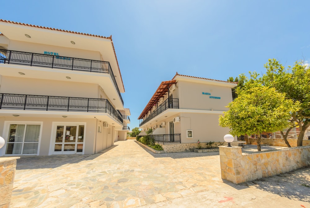 Karras Livin — Hotel building in Laganas, Ionian Islands