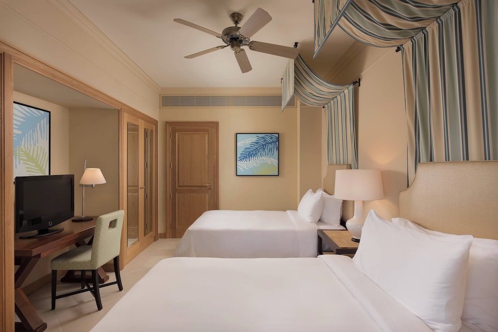 Pine Cliffs Residence, a Luxury Collection Resort, Algarve — Hotel rooms in Albufeira, Faro