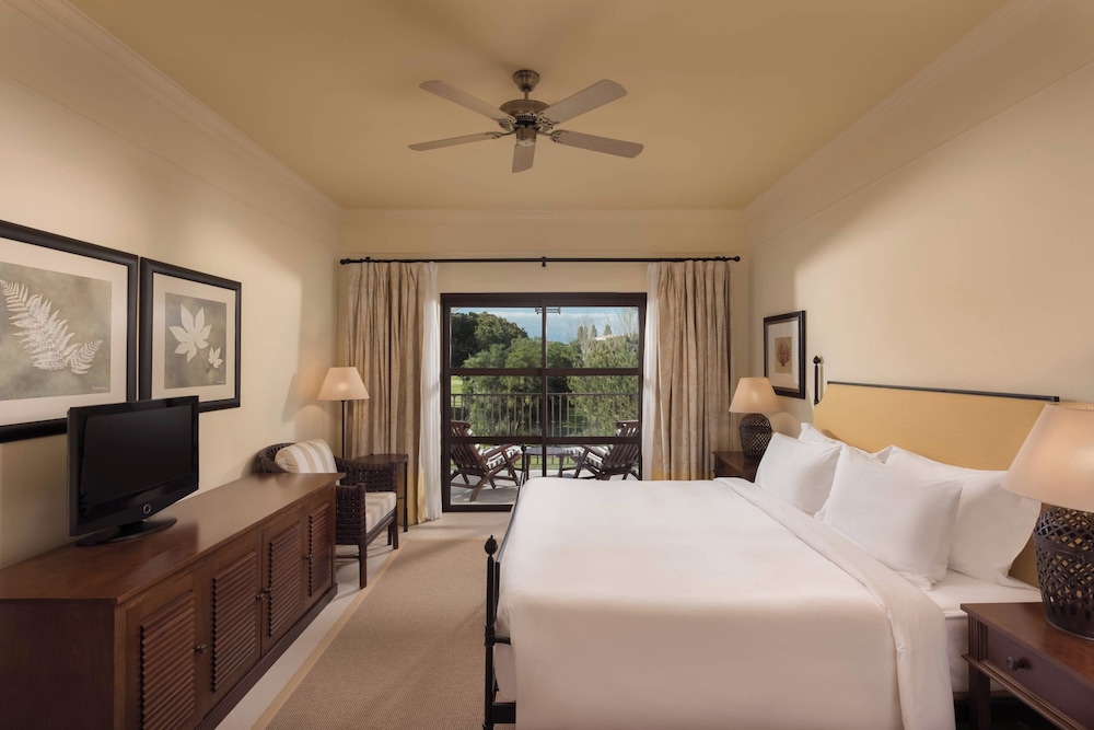 Pine Cliffs Residence, a Luxury Collection Resort, Algarve — Hotel rooms in Albufeira, Faro