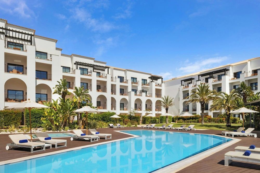 Pine Cliffs Residence, a Luxury Collection Resort, Algarve