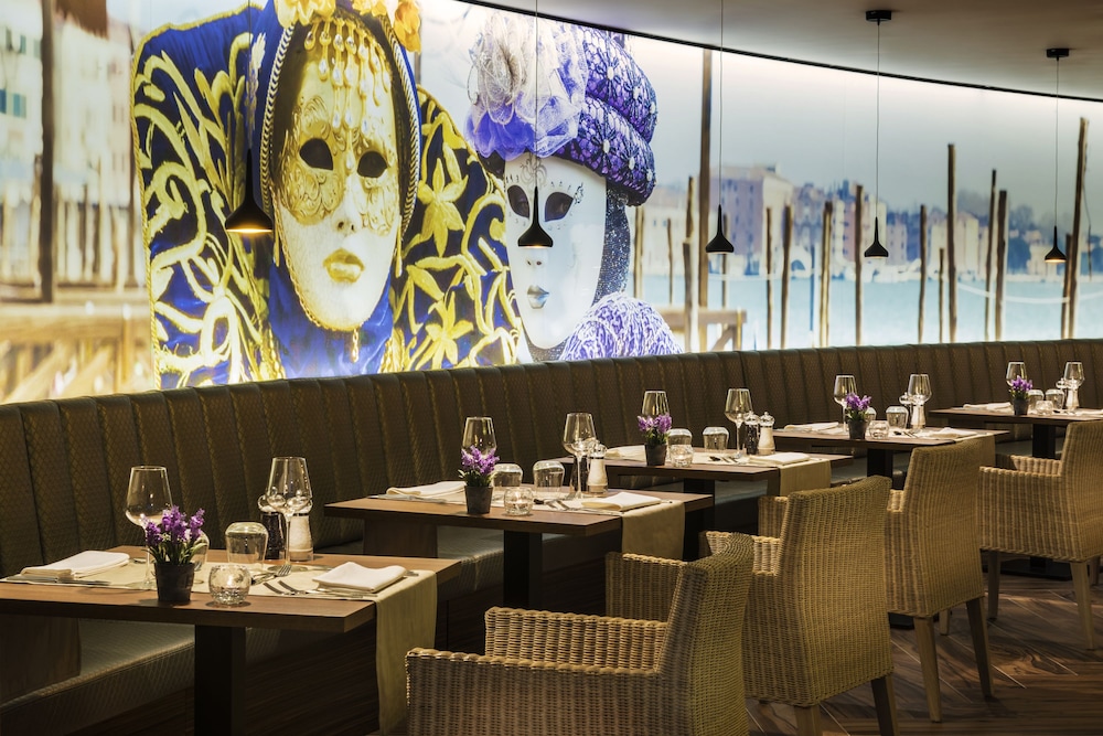 Elba Premium Suites - Adults Only — Restaurant & bars in Playa Blanca, Canary Islands