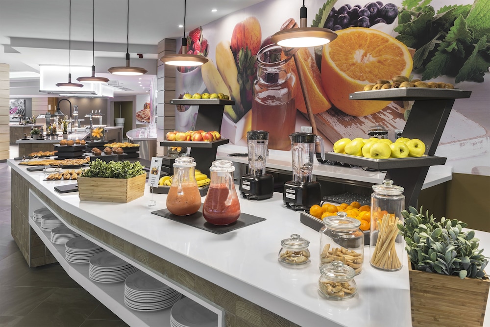Elba Premium Suites - Adults Only — Restaurant & bars in Playa Blanca, Canary Islands