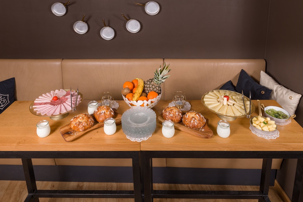 Piazza Heritage Hotel — Restaurant & bars in Split, Split-Dalmatia