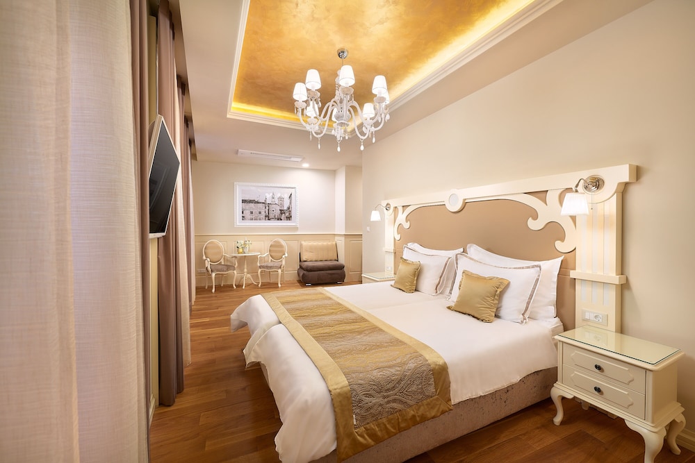 Piazza Heritage Hotel — Hotel rooms in Split, Split-Dalmatia