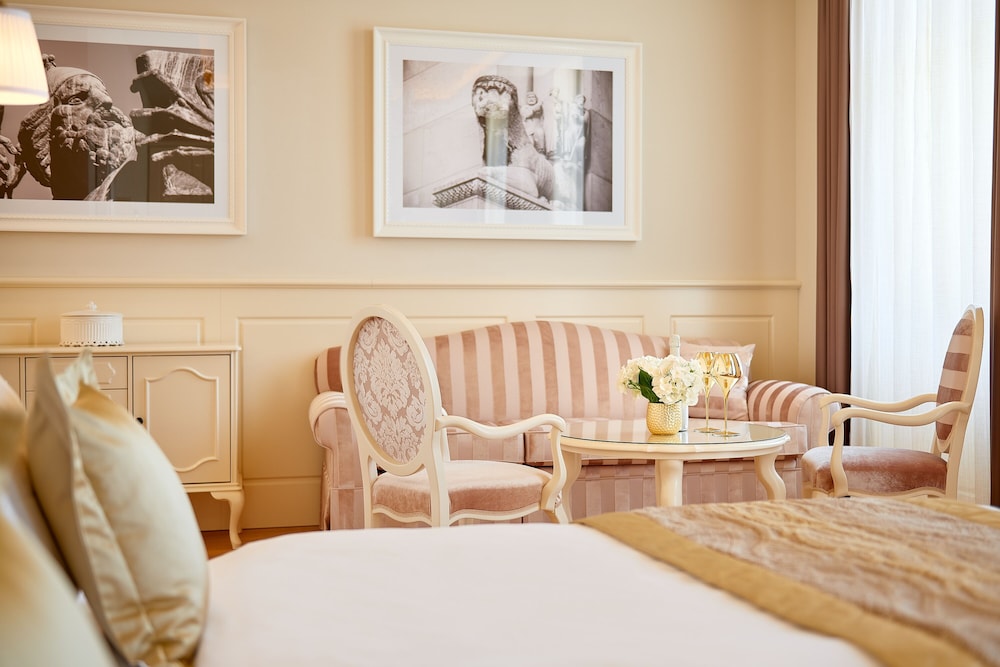 Piazza Heritage Hotel — Hotel rooms in Split, Split-Dalmatia