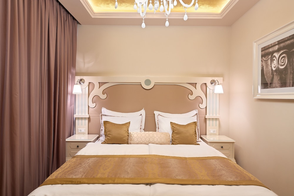 Piazza Heritage Hotel — Hotel rooms in Split, Split-Dalmatia