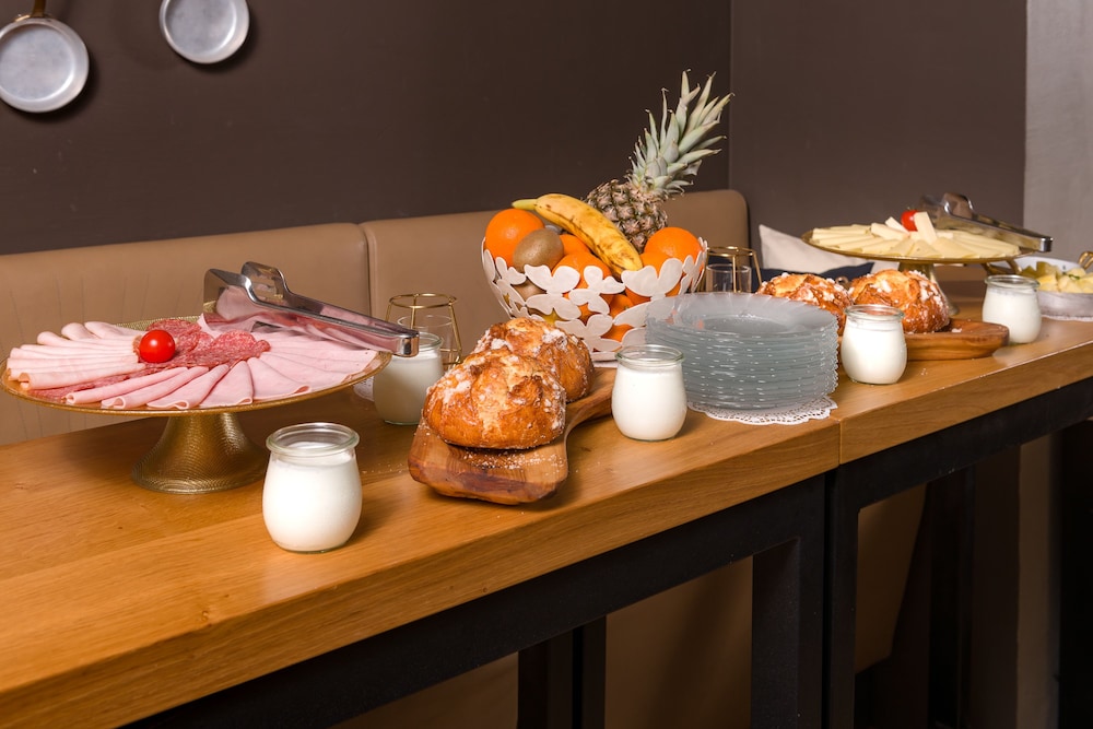 Piazza Heritage Hotel — Restaurant & bars in Split, Split-Dalmatia