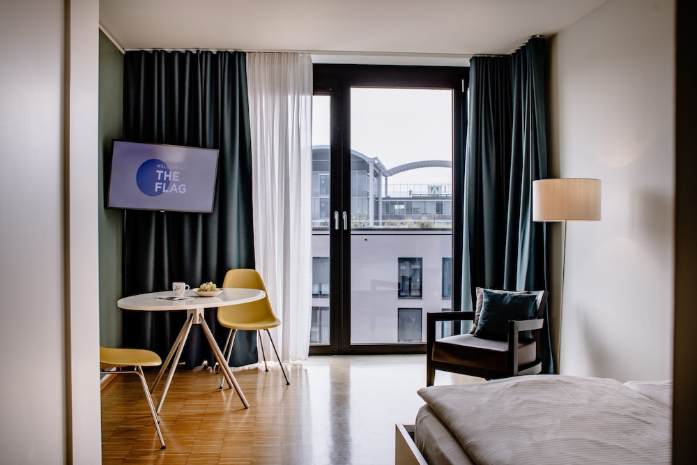 THE FLAG München M. — Hotel rooms in Munich, Bavaria
