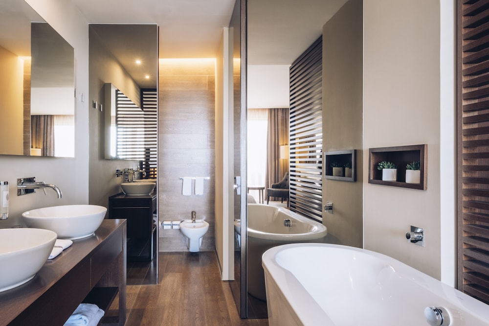 Iberostar Selection Lagos Algarve — Hotel rooms in Lagos, Faro