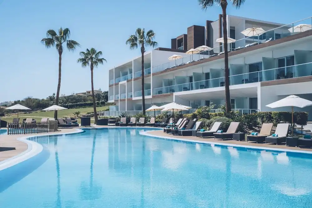Iberostar Selection Lagos Algarve — Swimming pool in Lagos, Faro