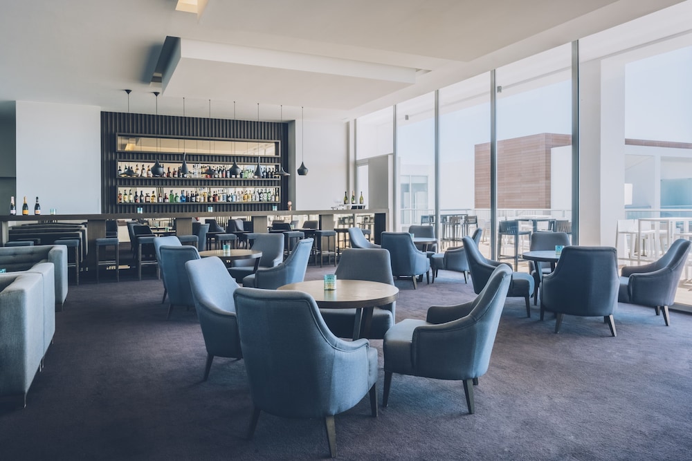 Iberostar Selection Lagos Algarve — Restaurant & bars in Lagos, Faro