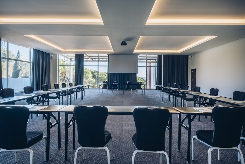 Iberostar Selection Lagos Algarve — Hotel building in Lagos, Faro