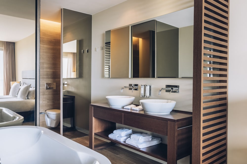 Iberostar Selection Lagos Algarve — Hotel rooms in Lagos, Faro