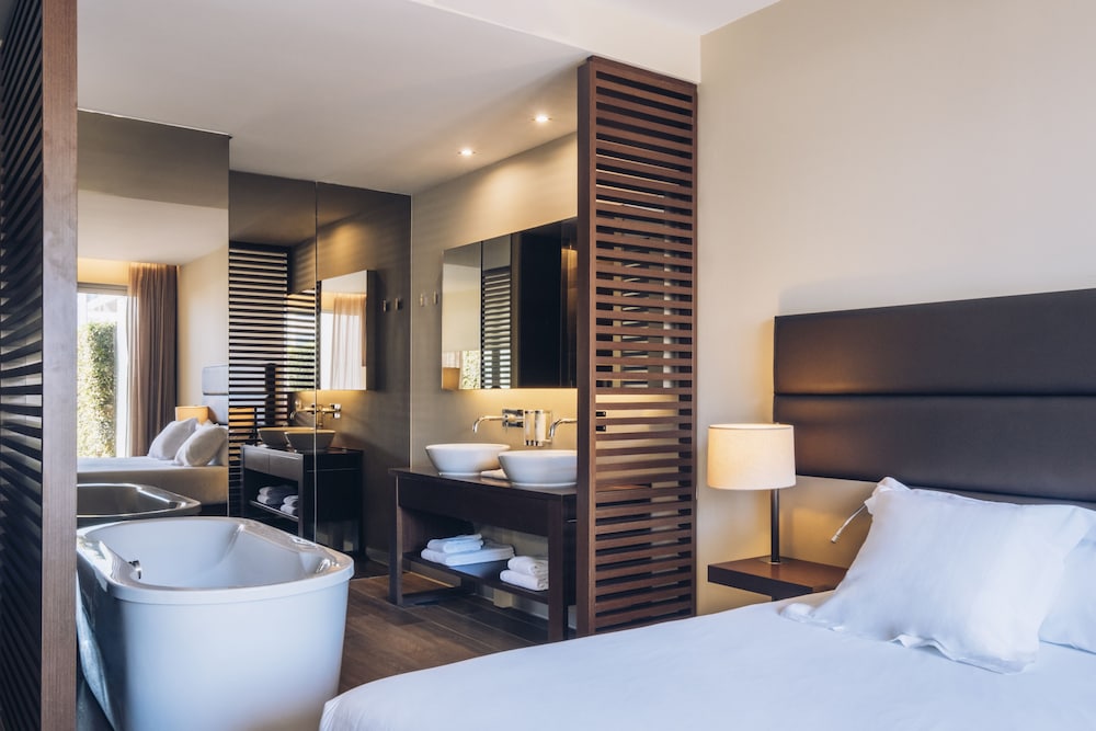 Iberostar Selection Lagos Algarve — Hotel rooms in Lagos, Faro