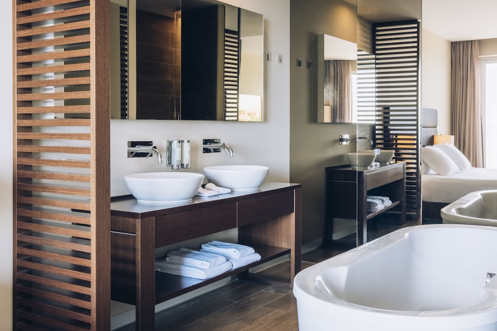Iberostar Selection Lagos Algarve — Hotel rooms in Lagos, Faro