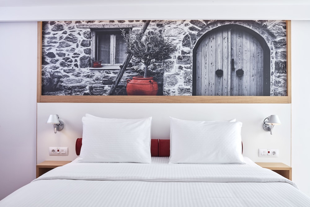 Olive Green Hotel — Hotel rooms in Heraklion