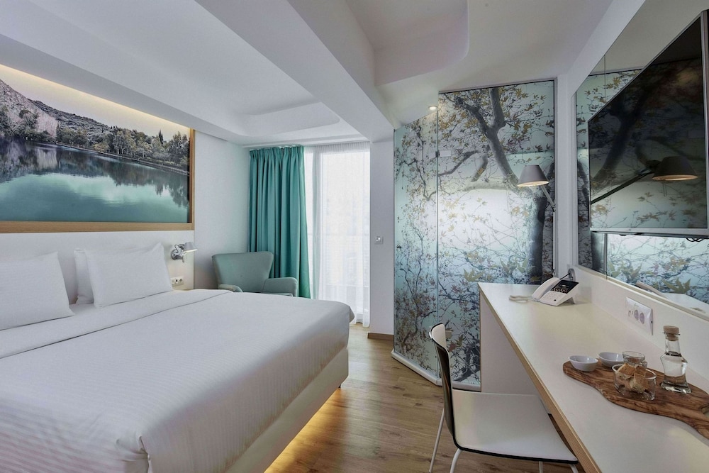 Olive Green Hotel — Hotel rooms in Heraklion