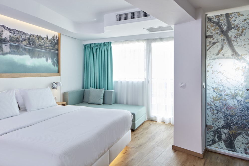 Olive Green Hotel — Hotel rooms in Heraklion