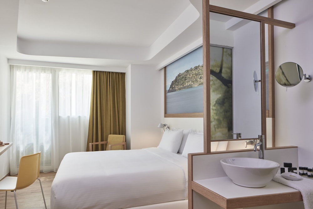 Olive Green Hotel — Hotel rooms in Heraklion