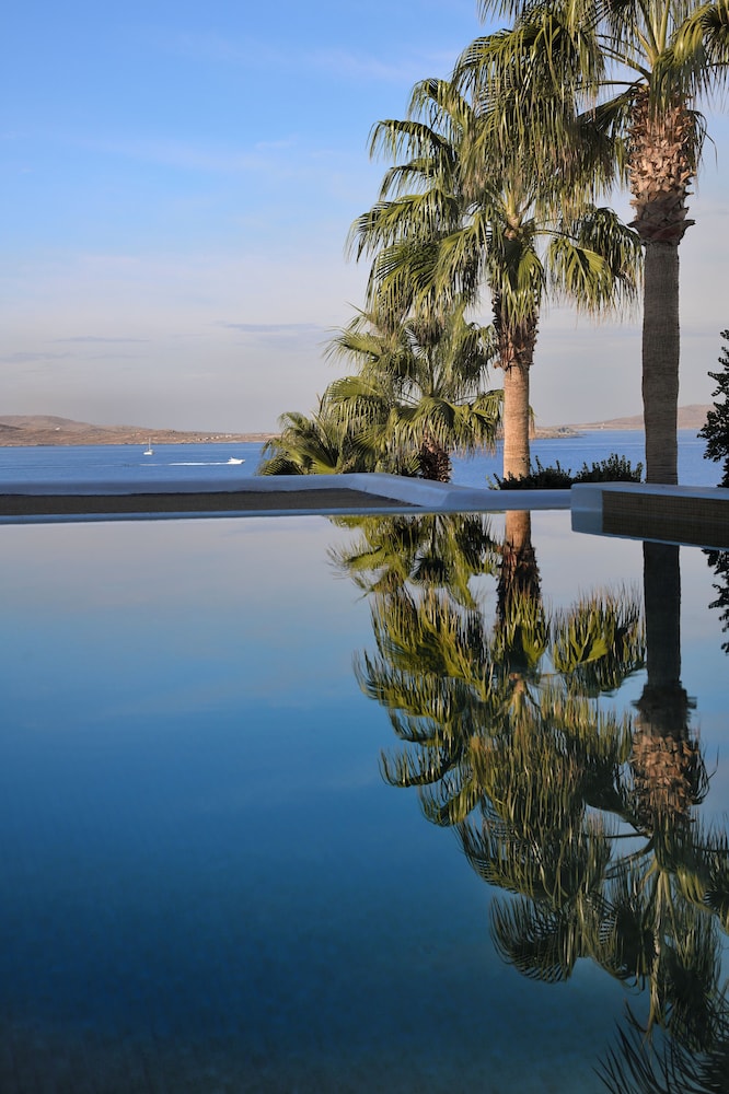 Anax Resort & Spa — Swimming pool in Ornos, South Aegean