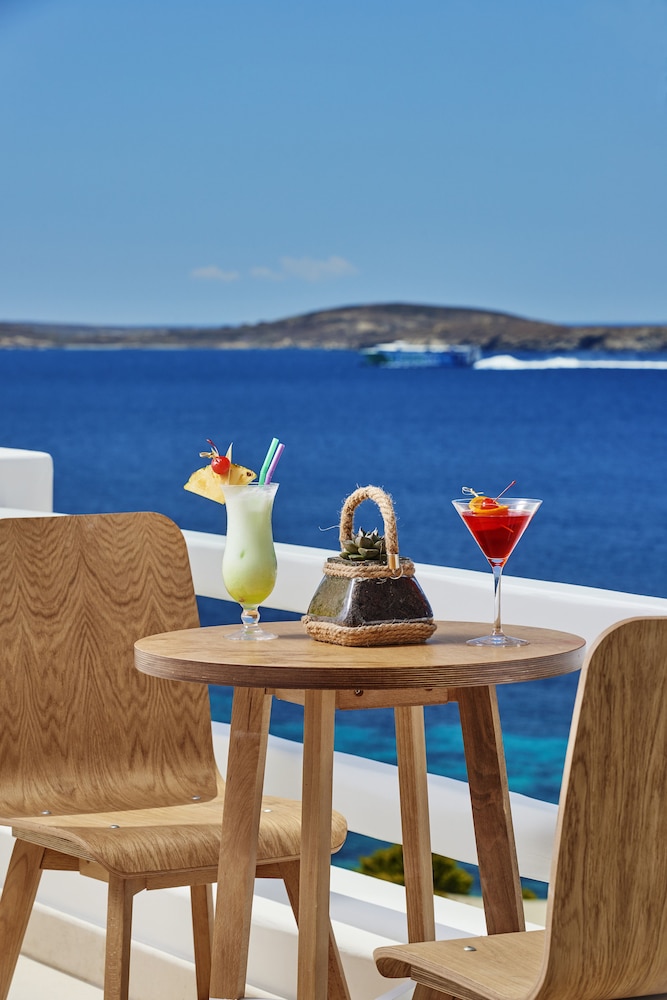 Anax Resort & Spa — Restaurant & bars in Ornos, South Aegean