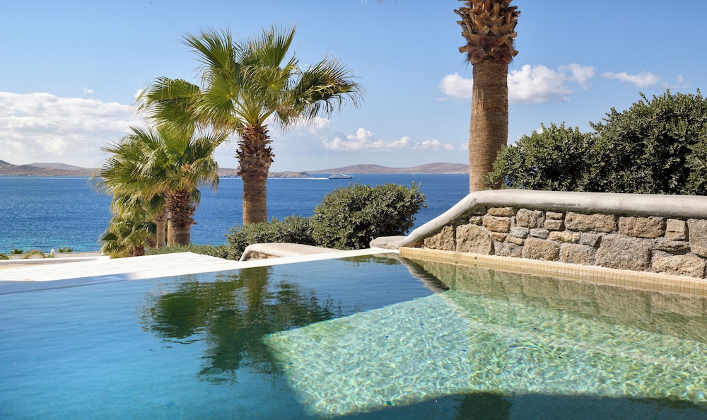 Anax Resort & Spa — Swimming pool in Ornos, South Aegean