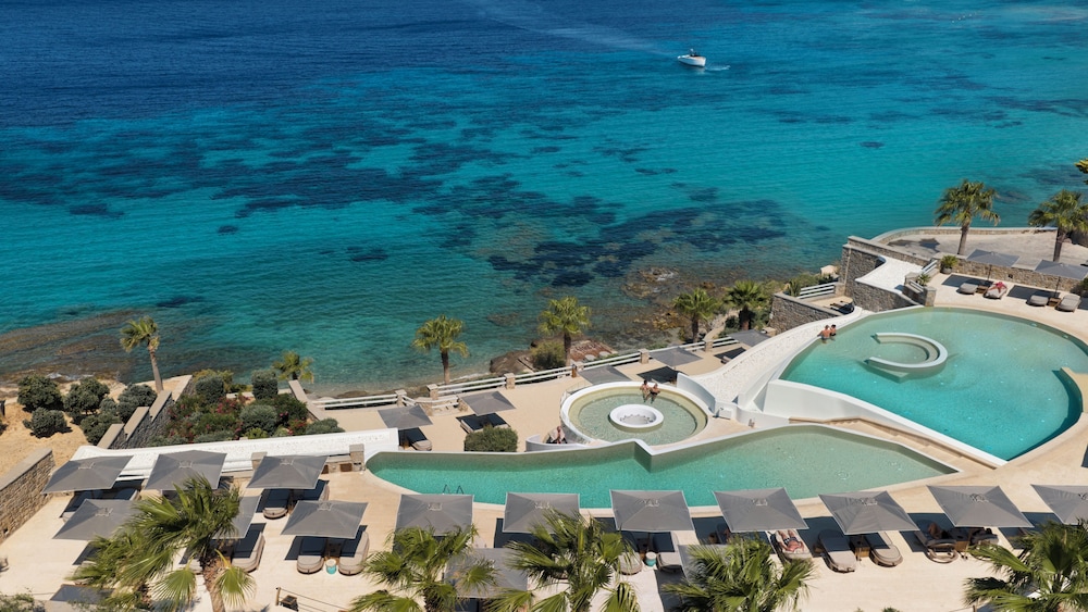 Anax Resort & Spa — Swimming pool in Ornos, South Aegean