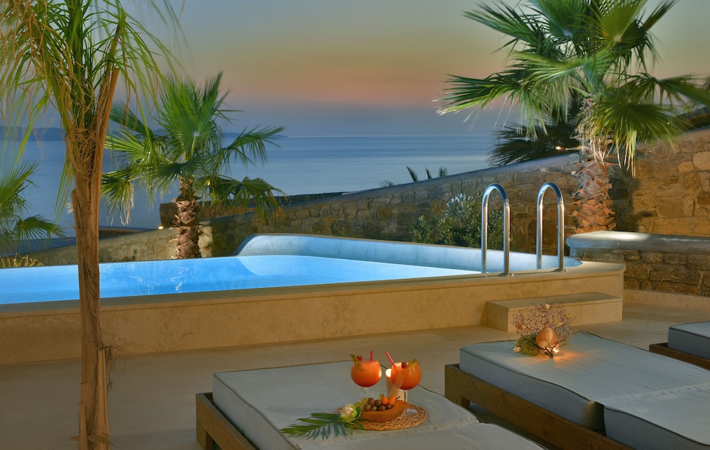 Anax Resort & Spa — Swimming pool in Ornos, South Aegean