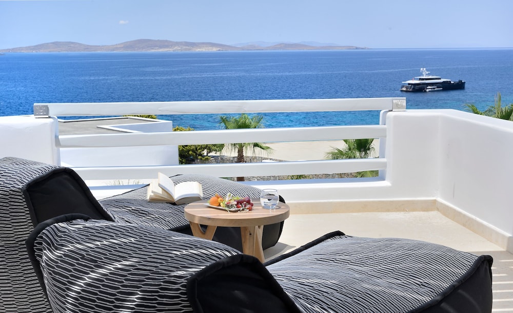 Anax Resort & Spa — Hotel rooms in Ornos, South Aegean