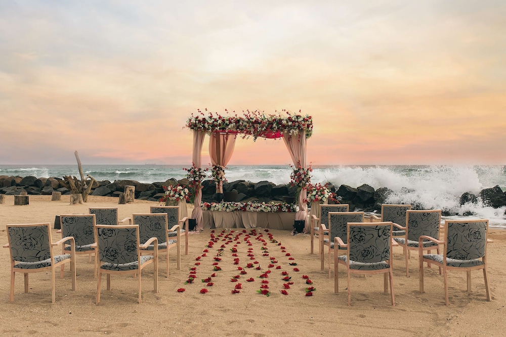 Radisson Blu Resort Galle — Beach in Galle, Southern Province