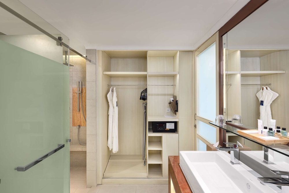 Radisson Blu Resort Galle — Hotel rooms in Galle, Southern Province