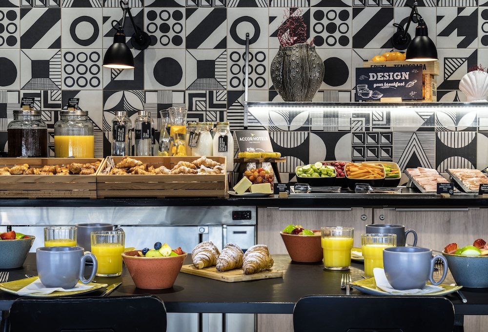 ibis Styles Barcelona City Bogatell — Restaurant & bars in Barcelona, Catalonia