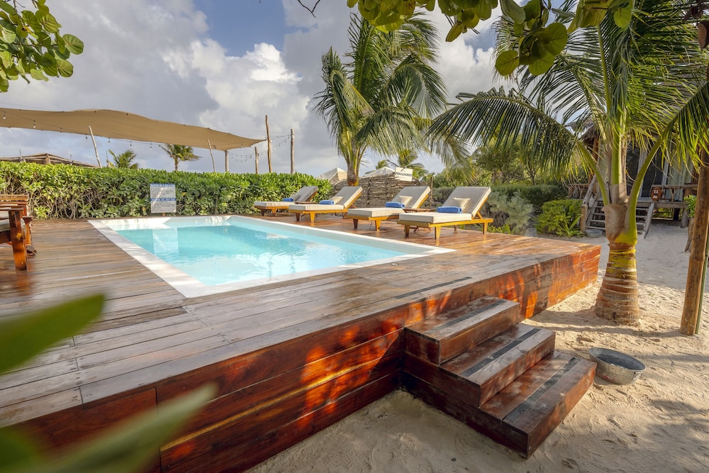 Villa Pescadores Tulum — Swimming pool in Tulum, Quintana Roo