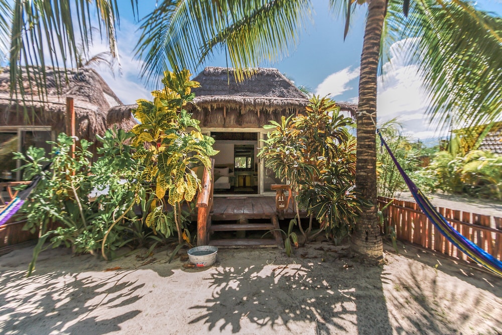 Villa Pescadores Tulum — Hotel building in Tulum, Quintana Roo