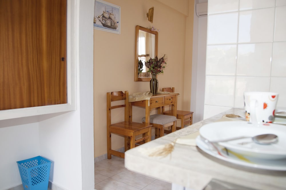Archodia Studios — Hotel rooms in Kefalos, South Aegean