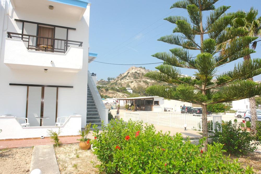 Archodia Studios — Hotel building in Kefalos, South Aegean