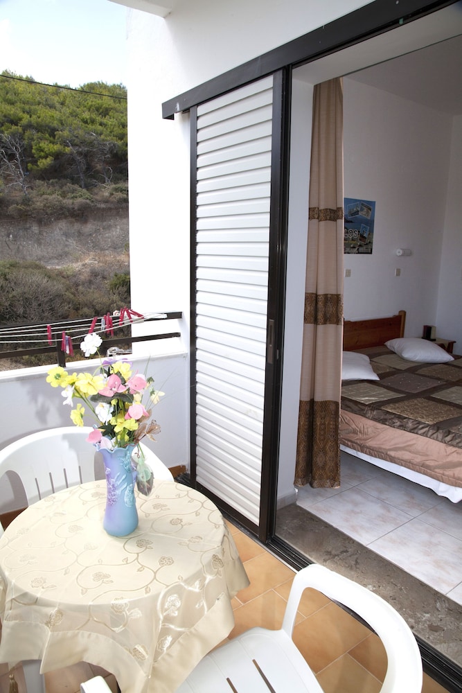 Archodia Studios — Hotel rooms in Kefalos, South Aegean