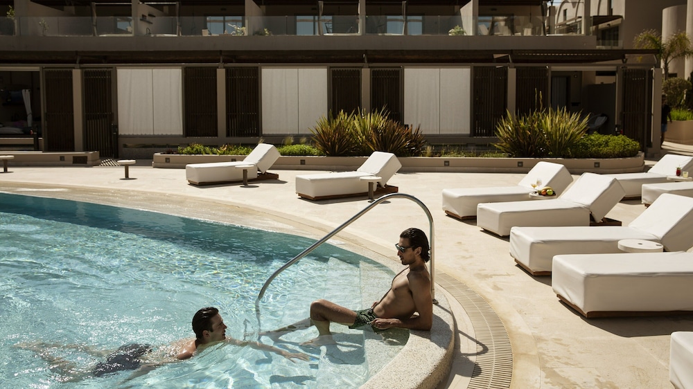 Domes Noruz Chania, Autograph Collection - Adults Only — Swimming pool in Chania